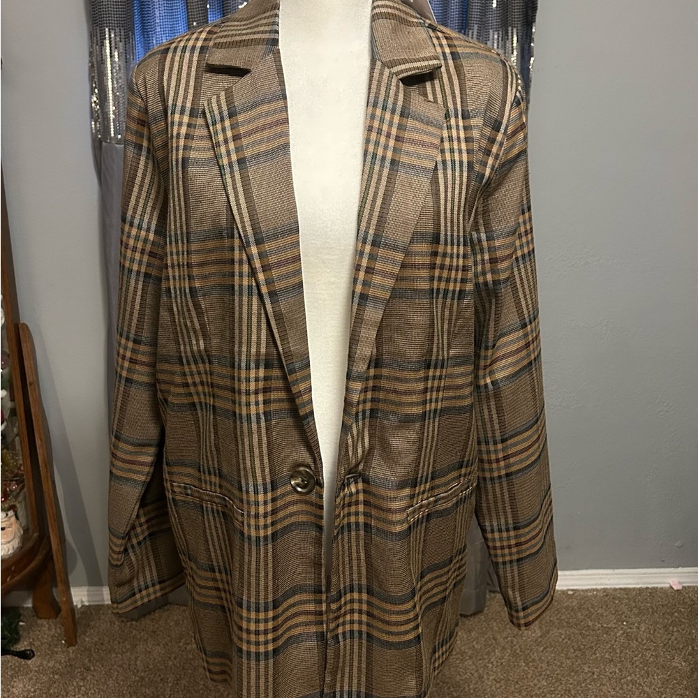 Classic Plaid Women's Blazer